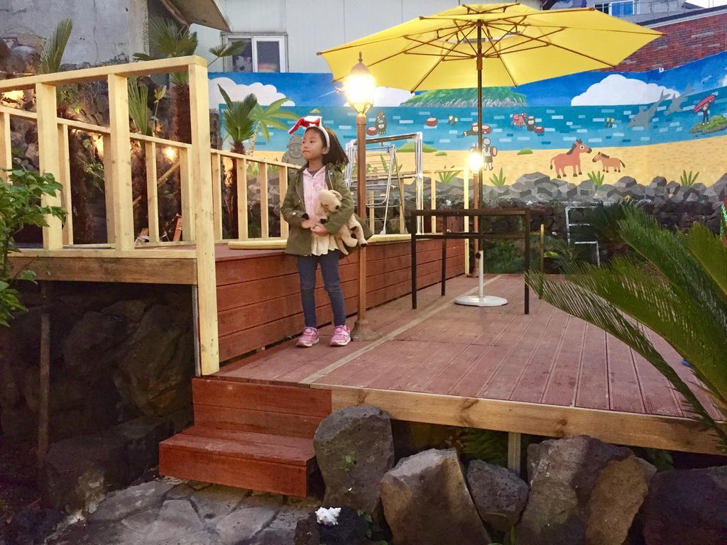 Little Haenyeo Villa Jeju Dış mekan fotoğraf